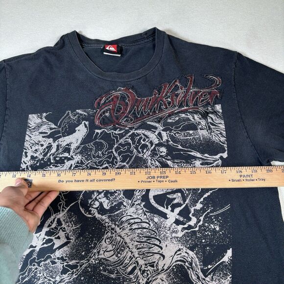 Quicksilver T Shirt Men’s M Vintage Y2K skater Cyber Punk Skull Skeleton Graphic - Picture 8 of 9